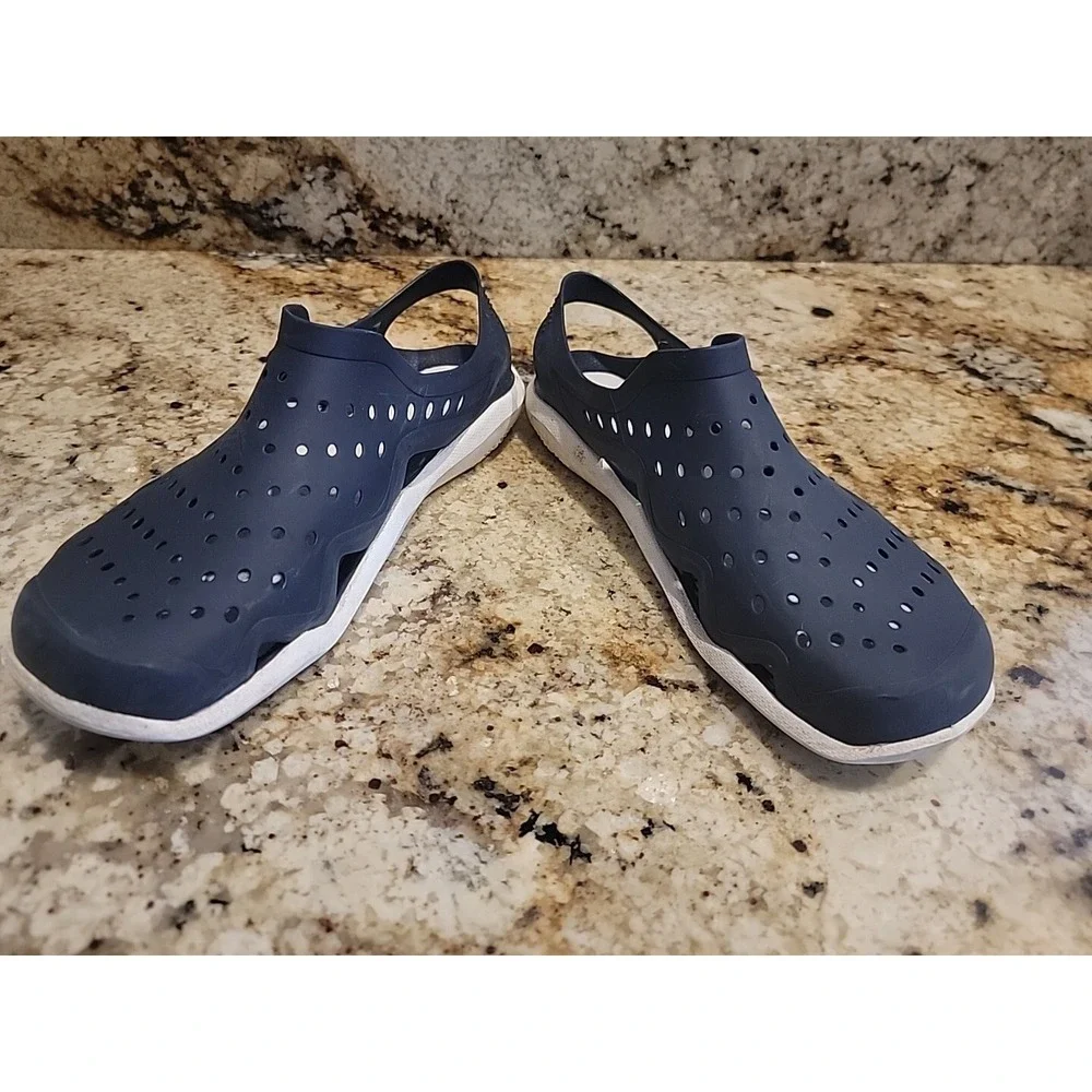 Crocs Iconic Comfort Sling Back Water Crocs Men's Size 7 (M) Navy/White